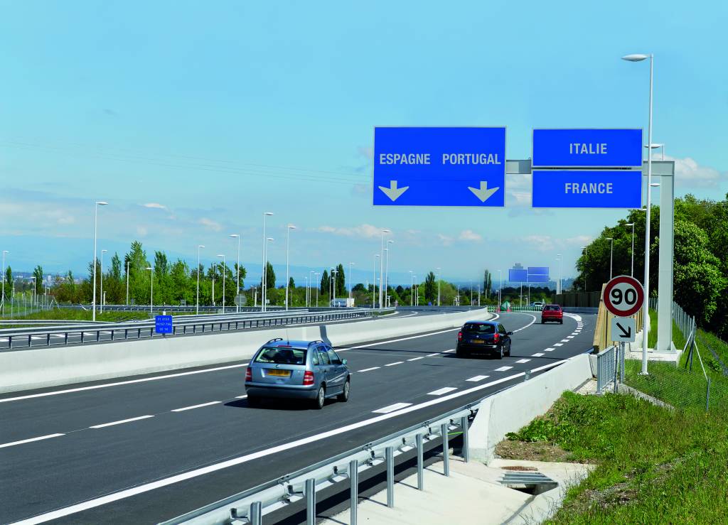 Les avantages du telepeage pour les vacances en voiture