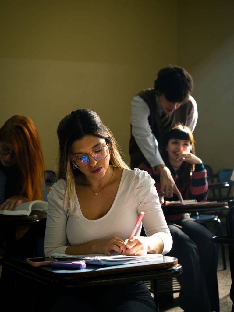 Orientation, Parcoursup et aide à l’orientation : quelle plateforme choisir pour trouver sa voie ?